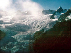 20 glacier top in chiles patagonia 800