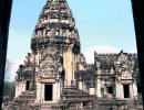 31 inside the pitsanulok buddhist complex in central thailand 800
